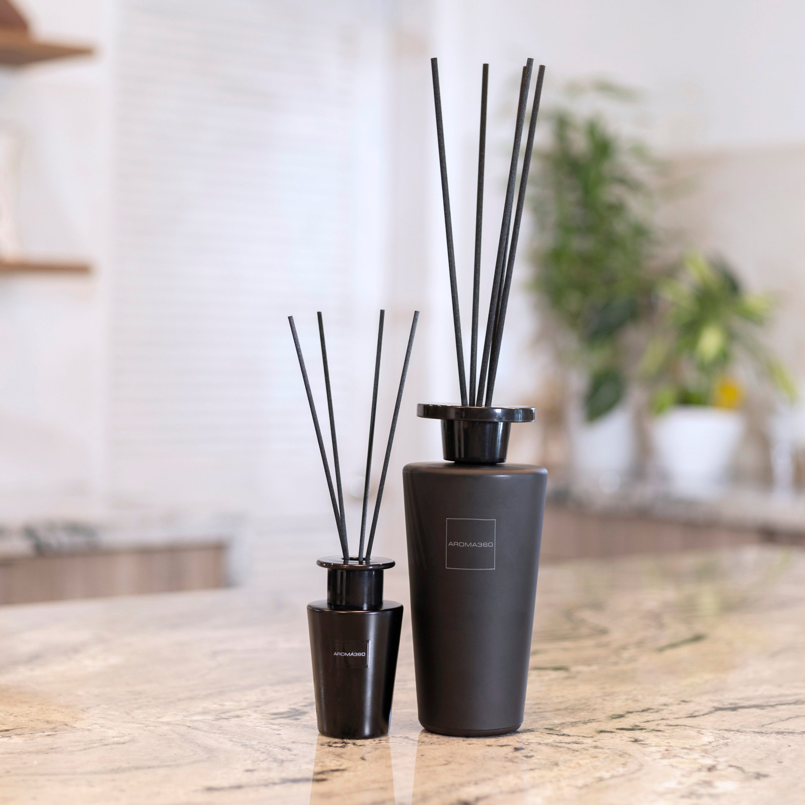 Iris 500mL Reed Diffuser - Image 3