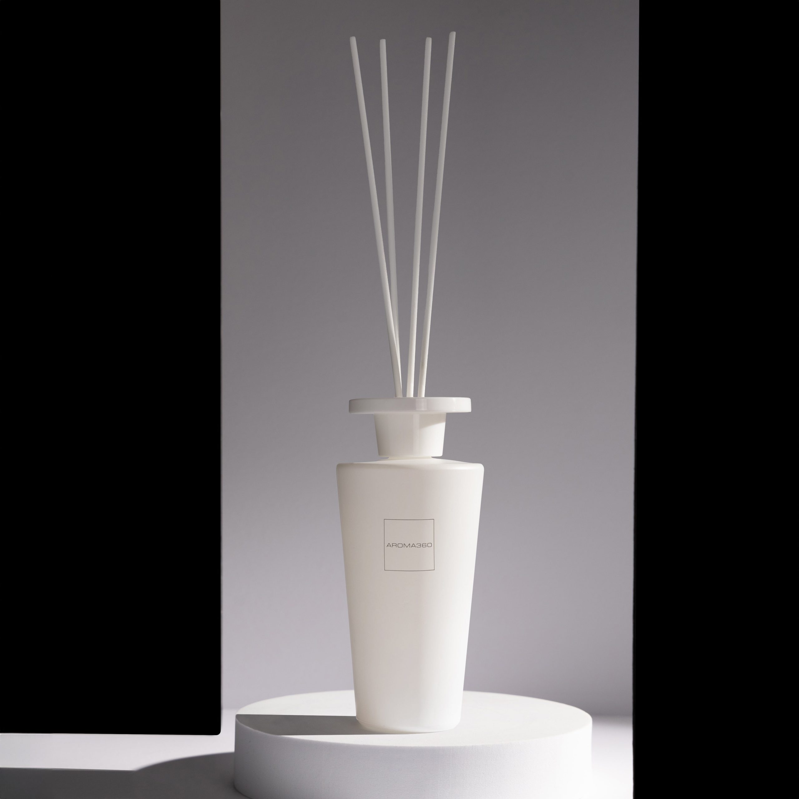 Iris 500mL Reed Diffuser - Image 10